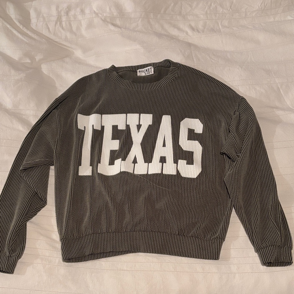 BUCKETLIST Olive Green and White Texas Sweater